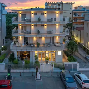 *** Hotel Riva E Mare Italia